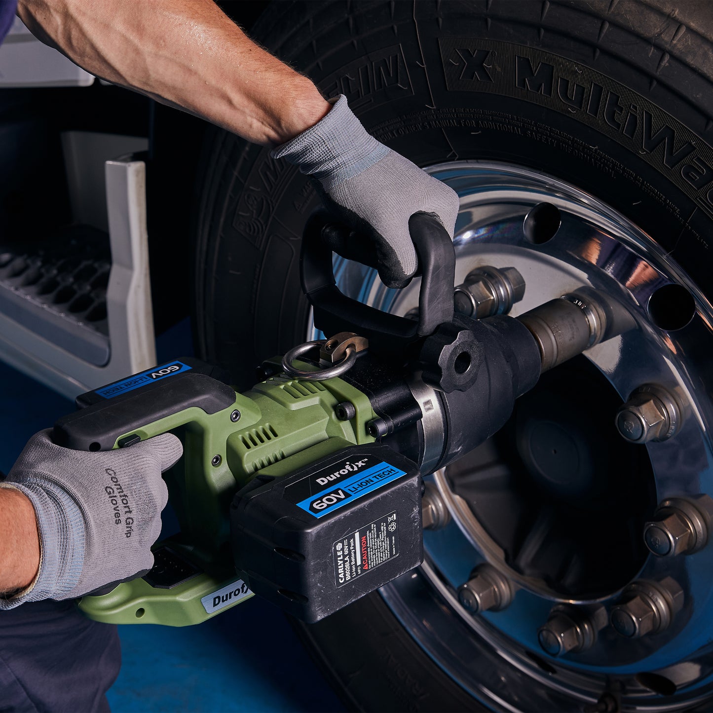 Durofix 60V 1" Square Drive Super Jumbo Impact Wrench complete with 2 x 2.5Ah Batteries, 1 x Charger, Bare Tool & UK Adapter - RI60176-P