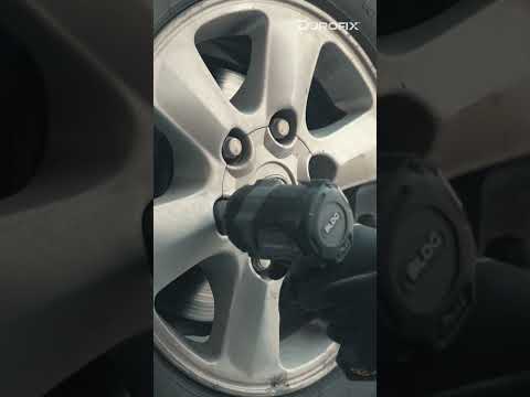 video Durofix impact wrench on car wheel